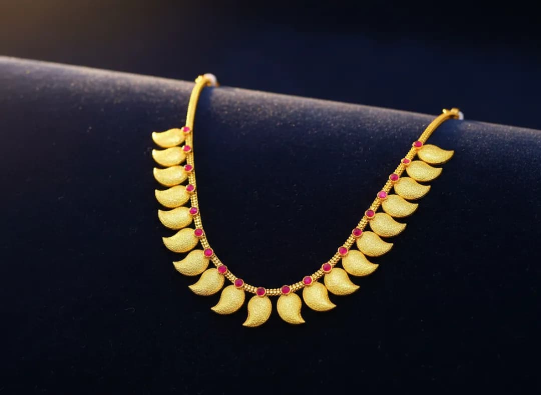 Gold Mango Mala Necklace with traditional paisley pendants in 22K hallmarked gold — Swarn Shikhar Jewellers Chembur Mumbai