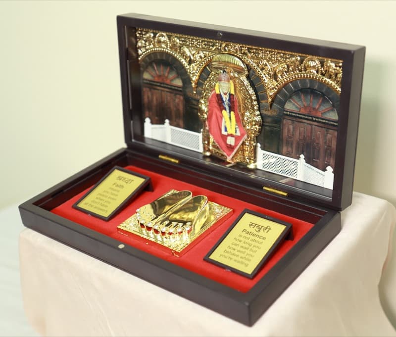 Om Sai Ram - Shraddha Saburi Pooja Peti Pocket Mandir