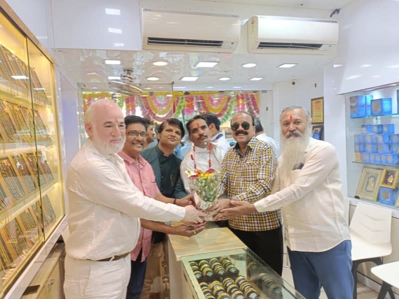 Traditional Indian gold jewelry designs